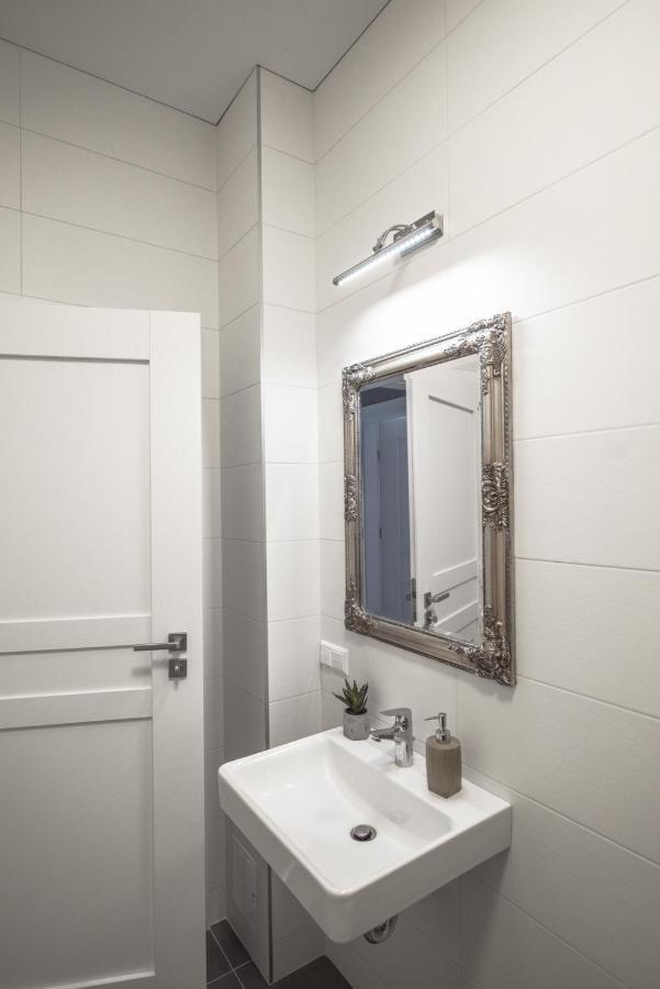 カウナスKm Apartamentaiアパートメント エクステリア 写真